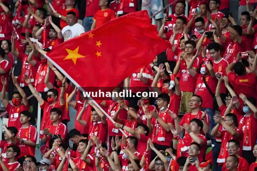 牛牛電競 輔助位的隱形指揮：虛構選手“周予安”如何用視野與溝通改寫團戰走向